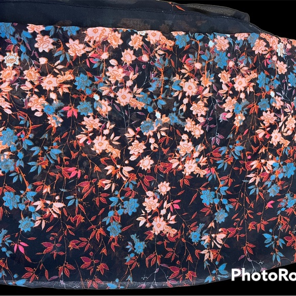 Chico’s flared tunic w/epaulettes & scarf - Picture 7 of 7